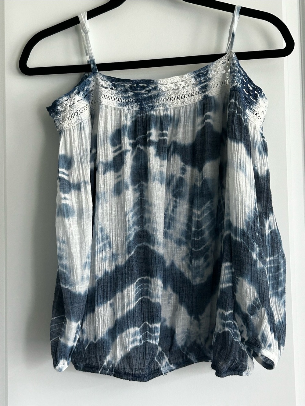 By & By Blue Tie-Dye Cold Shoulder Crochet Trim Boho Blouse Size M